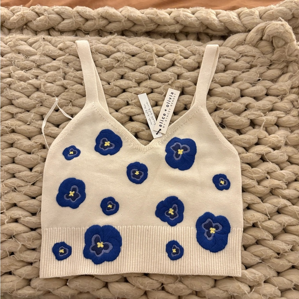 Cream and Blue Floral Knit Top